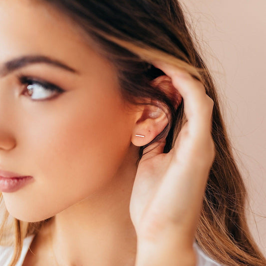 T-Bar Pfosten Ohrstecker zur Pflege der Ohrlöcher