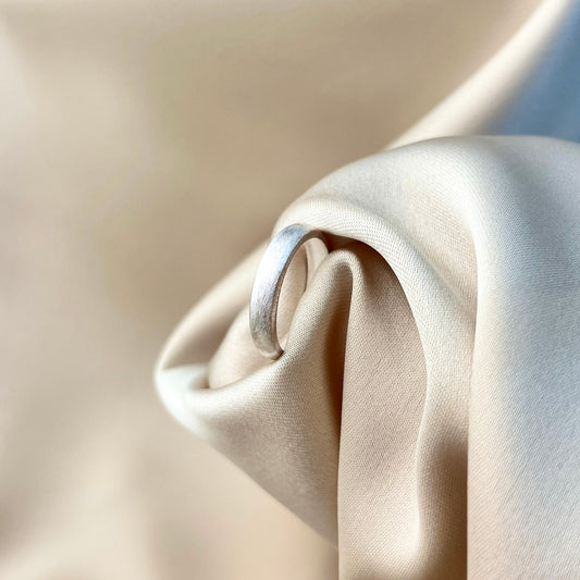 Mattierter Silberring