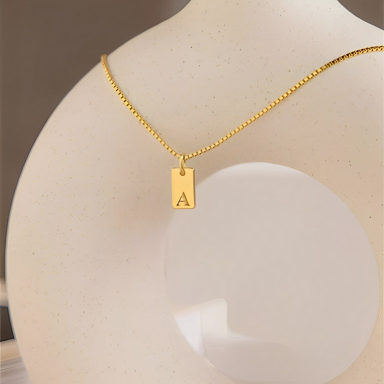 HOT SALE!! Zierliche Initial Halskette
