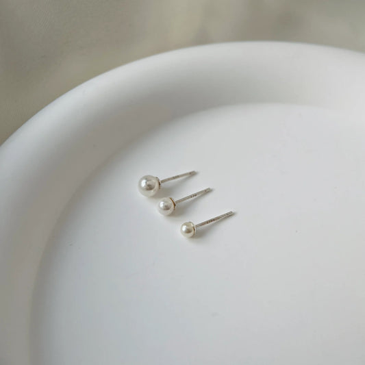 Zierliche Perlen Ohrstecker