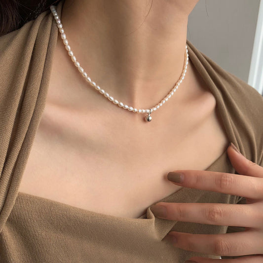 Süßwasserperlen Halskette mit Silberkugel Anhänger